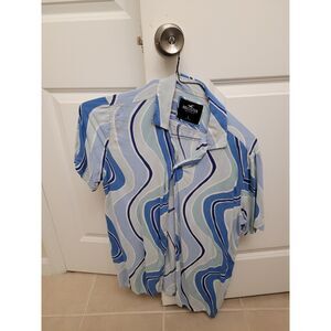 Hollister blue wavy button down shirt